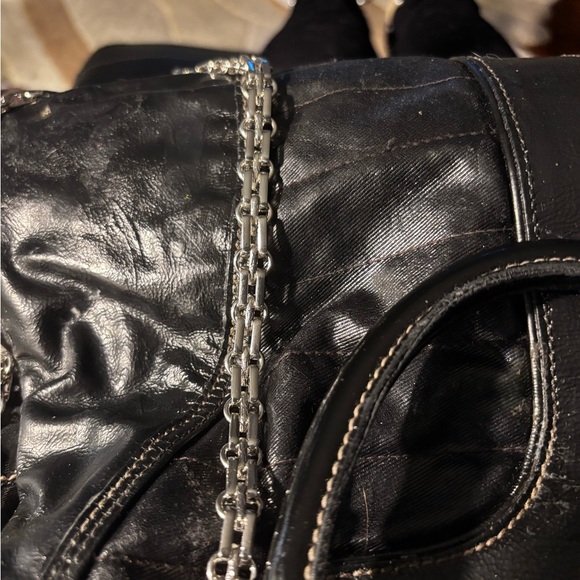 AUTHENTIC GUCCI DIALUX SNOW GLAM BOWLER BLK LEATHER SILV GG SHOULDER BAG W/CHAIN - Picture 9 of 10